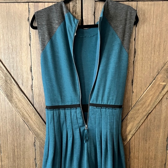 Rebecca Taylor Work Hard Play Hard Mini Pleated Skirt Dress Teal/Gray Size 4 EUC - Picture 7 of 10